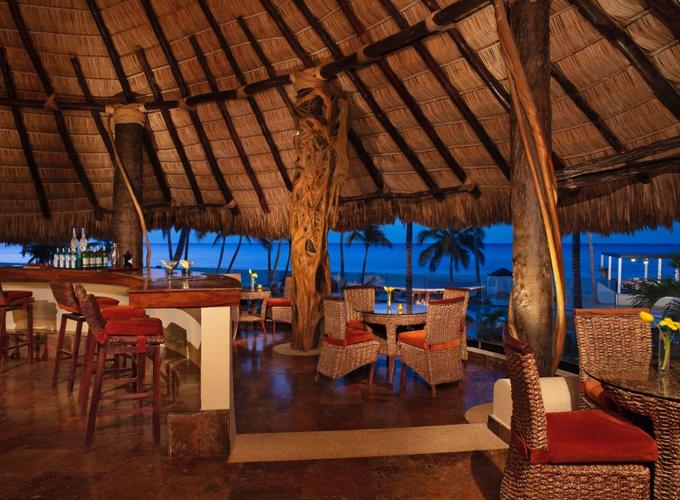 Bar Altitude Club Krystal Grand® Los Cabos Bar Altitude Club Krystal Grand® Los Cabos